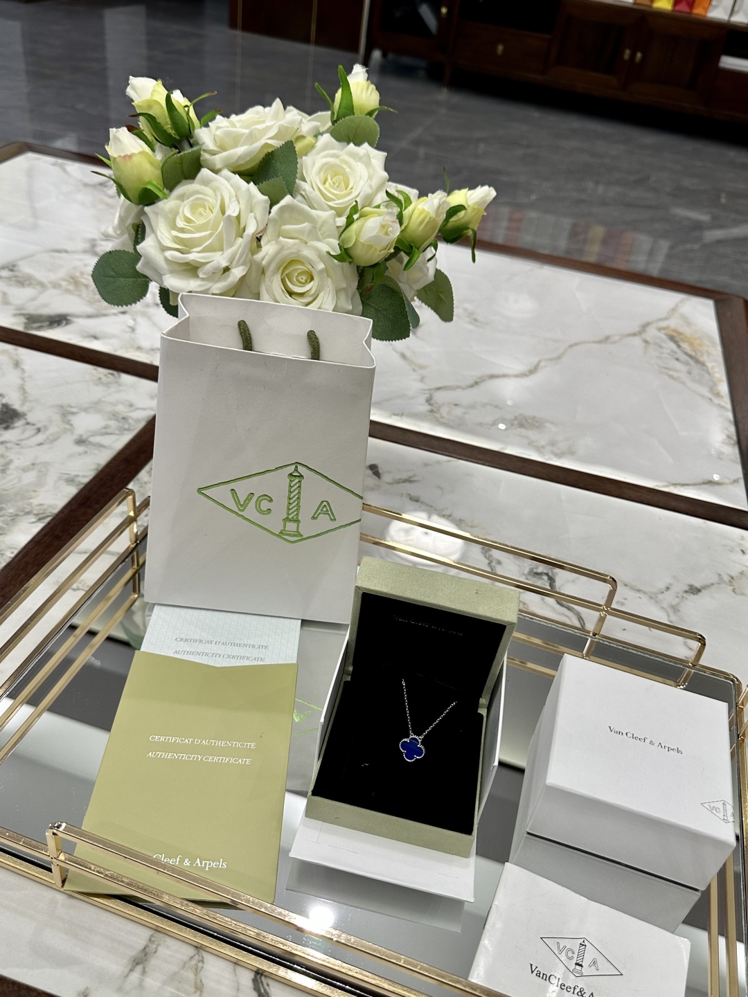 VAN CLEEF ARPELS jewelry model 109